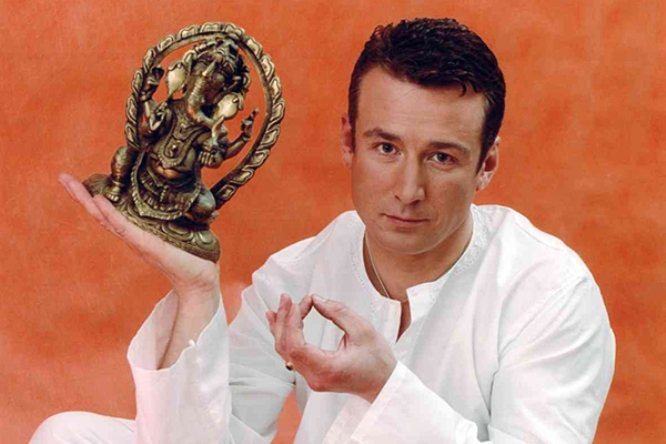 Актер Сергей Апрельский