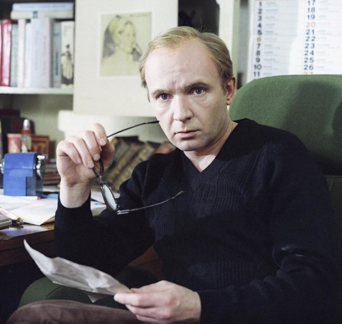 Андрей Мягков