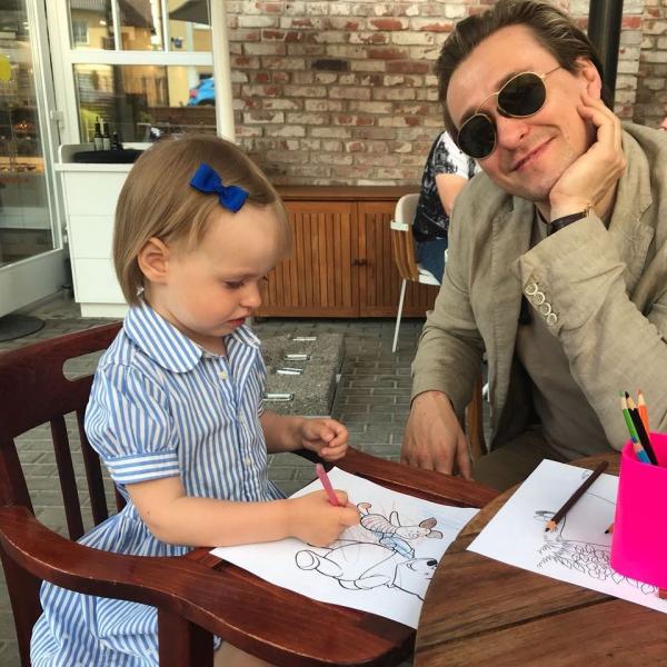 Безруков с младшей дочкой