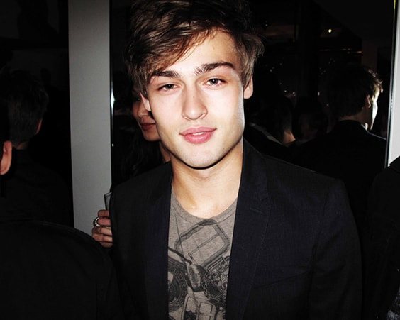 Британский актер Дуглас Бут