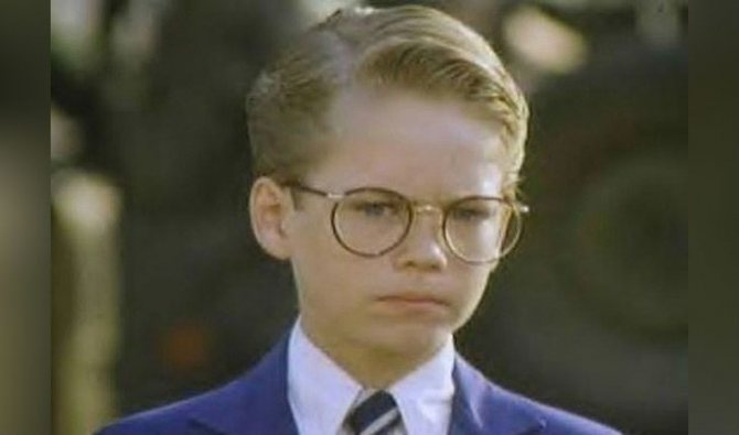 «Чудовище в шкафу». Первый полнометражный фильм с Полом Уокером