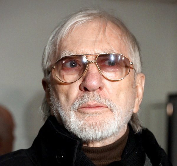 Драматург потерял друга