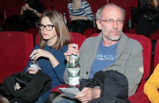 гордон биография жизнь дети