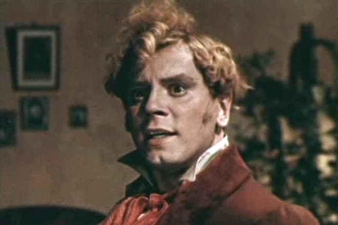 Игорь Горбачев в роли Ивана Хлестакова (кадр из фильма «Ревизор»)