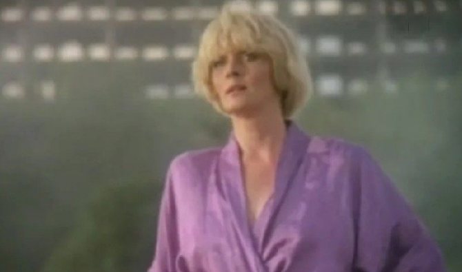 Кадр из фильма «Женщина в море»