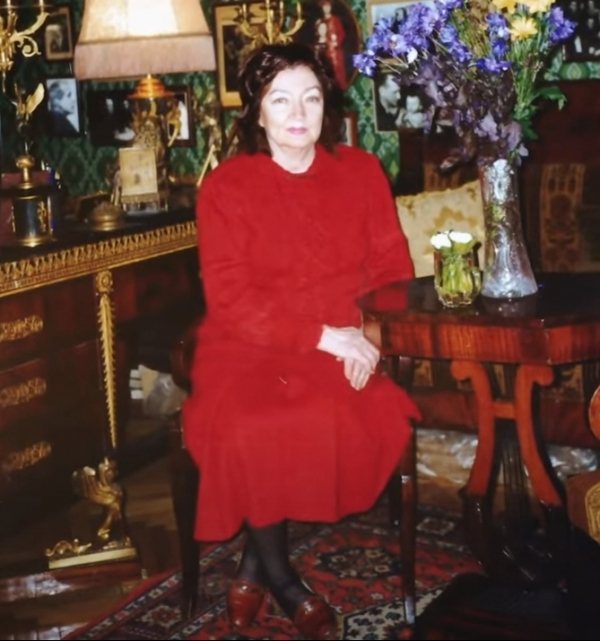 Лидия Вертинская