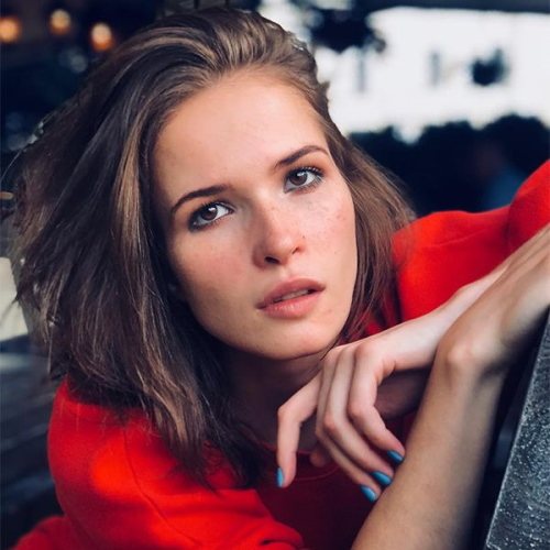 Лукерья Ильяшенко. Горячие фото в купальнике, до и после пластики