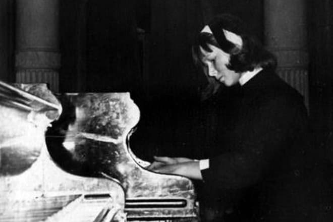 Мария Эшпай в детстве