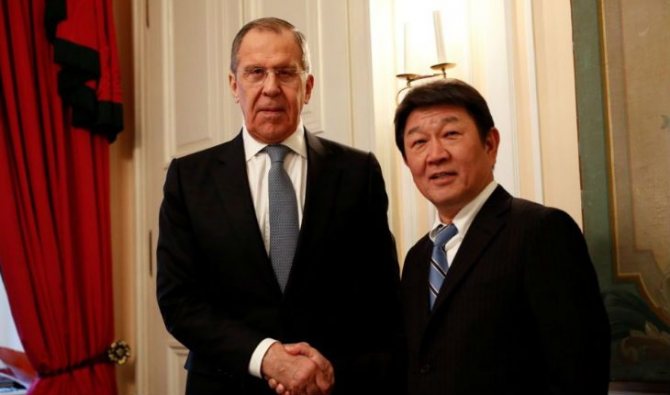 Министры иностранных дел РФ и Японии