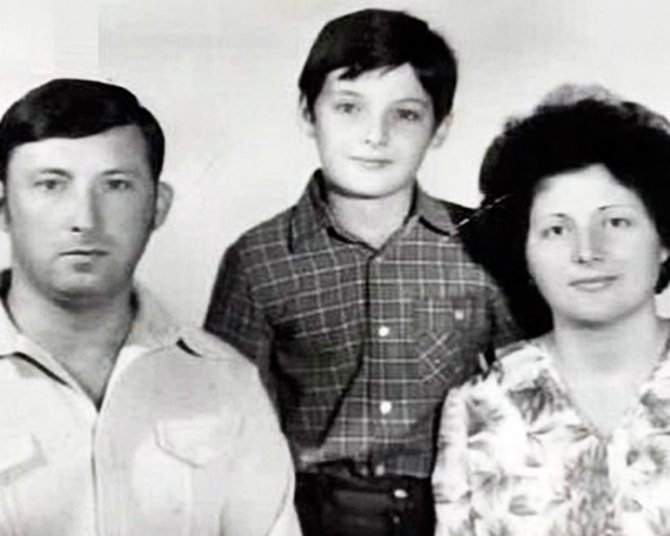 Мистер кредо детство