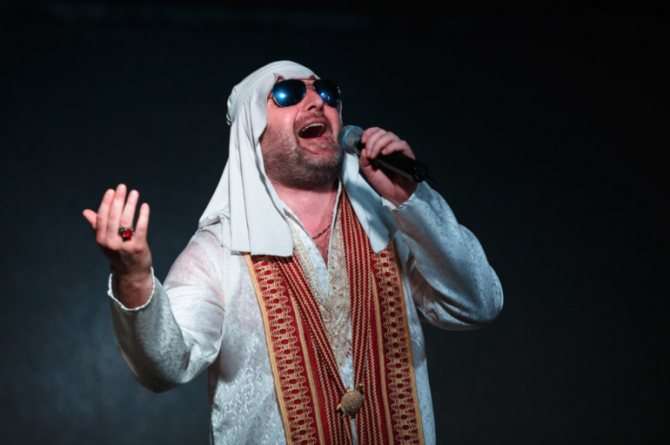 Мистер кредо настоящее имя и фамилия