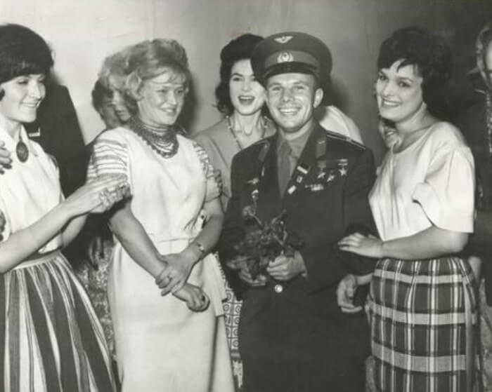 Модель Елена Изергина