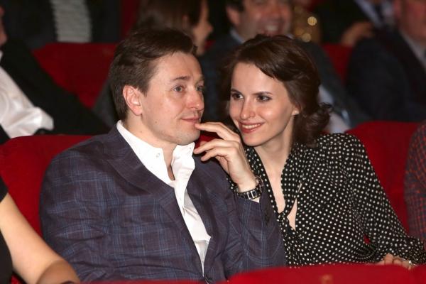 На фото: Сергей Безруков и Анна Матисон