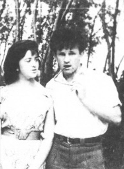 На фото: Вадим и Алла Суриковы