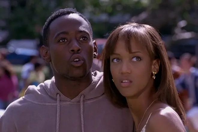 Омар Эппс и Тайра Бэнкс (кадр из фильма «Высшее образование»)