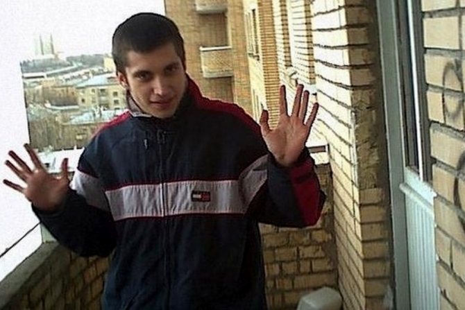 Паша Техник в юности