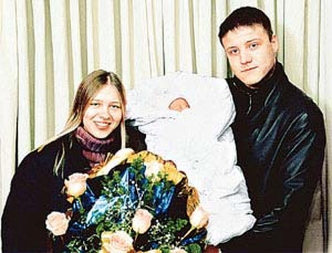 Павел с законной супругой