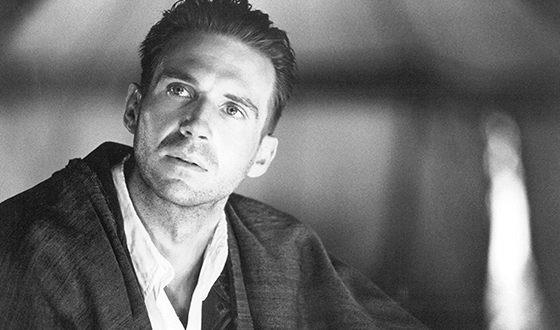 Рэйф Файнс не очень часто делает такие открытые фотки