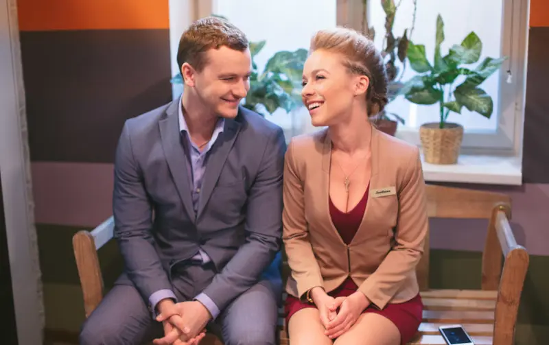 Рина Гришина и Филипп Бледный в сериале "Отель Элеон" 'Рина Гришина и Филипп Бледный в сериале