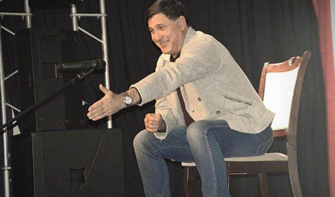 Сергей Пускепалис на сцене