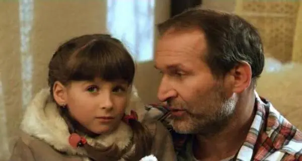 София Стеценко и Федор Добронравов в сериале "Сваты" 'София Стеценко и Федор Добронравов в сериале