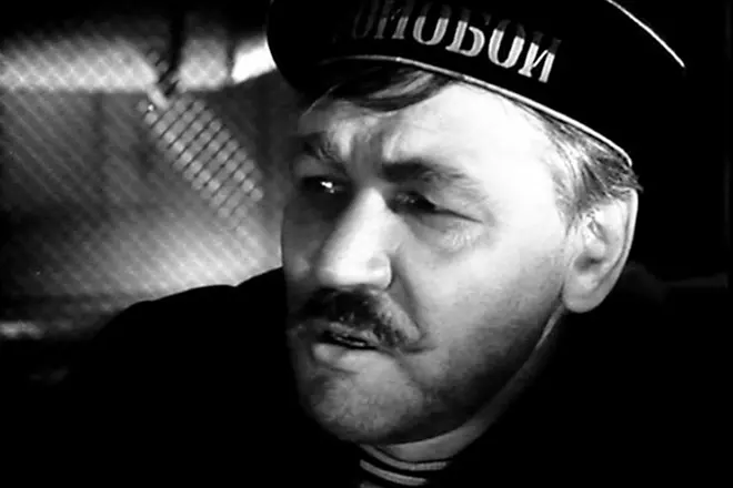 Всеволод Санаев в фильме «Оптимистическая трагедия»